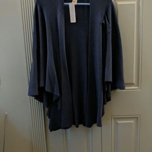 NWT Shawl convertible